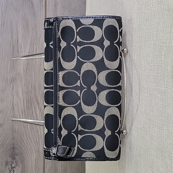 Coach Signature Black/Gray Canvas Leather Wallet - Picture 4 of 11